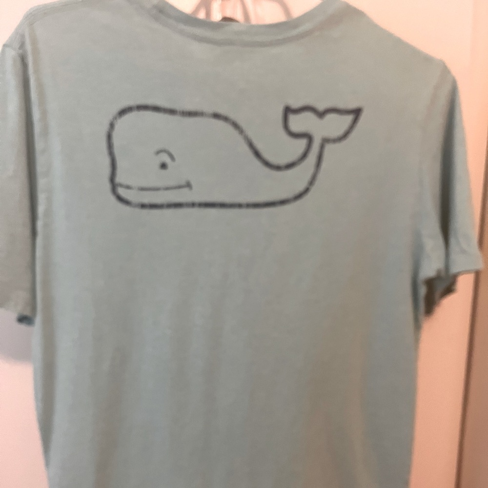 Vineyard Vines womens tee